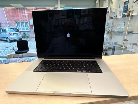 MacBook Pro 2. El 16 inc M1 Pro 10CPU 16GPU 16GB 1TB