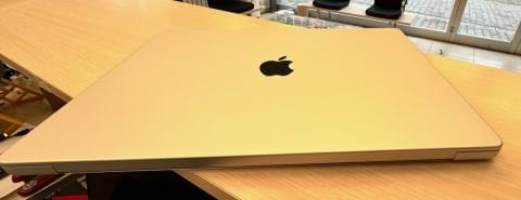 MacBook Pro 2. El 16 inc M1 Pro 10CPU 16GPU 16GB 1TB